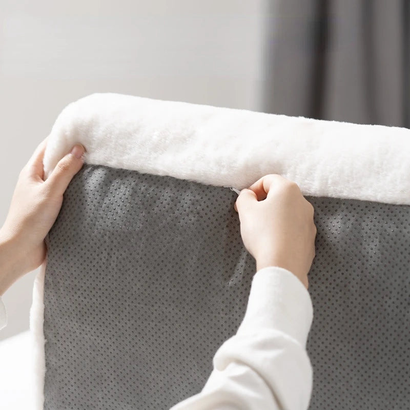 Close-up zacht fluwelen oppervlak van WHISKK kattenzetel