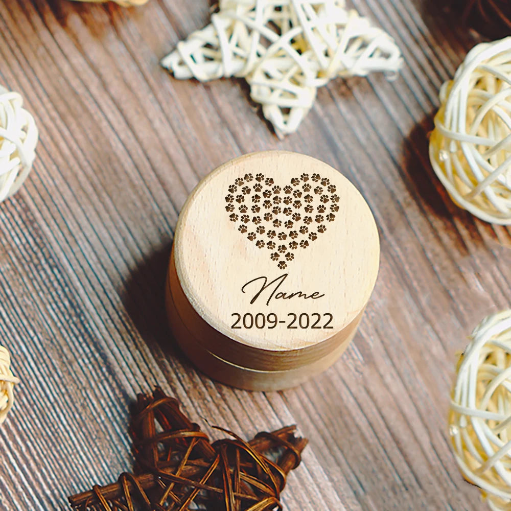 Emotioneel herdenkdoosje hond of kat met gravure – Kattenhoek dierbenodigdheden

