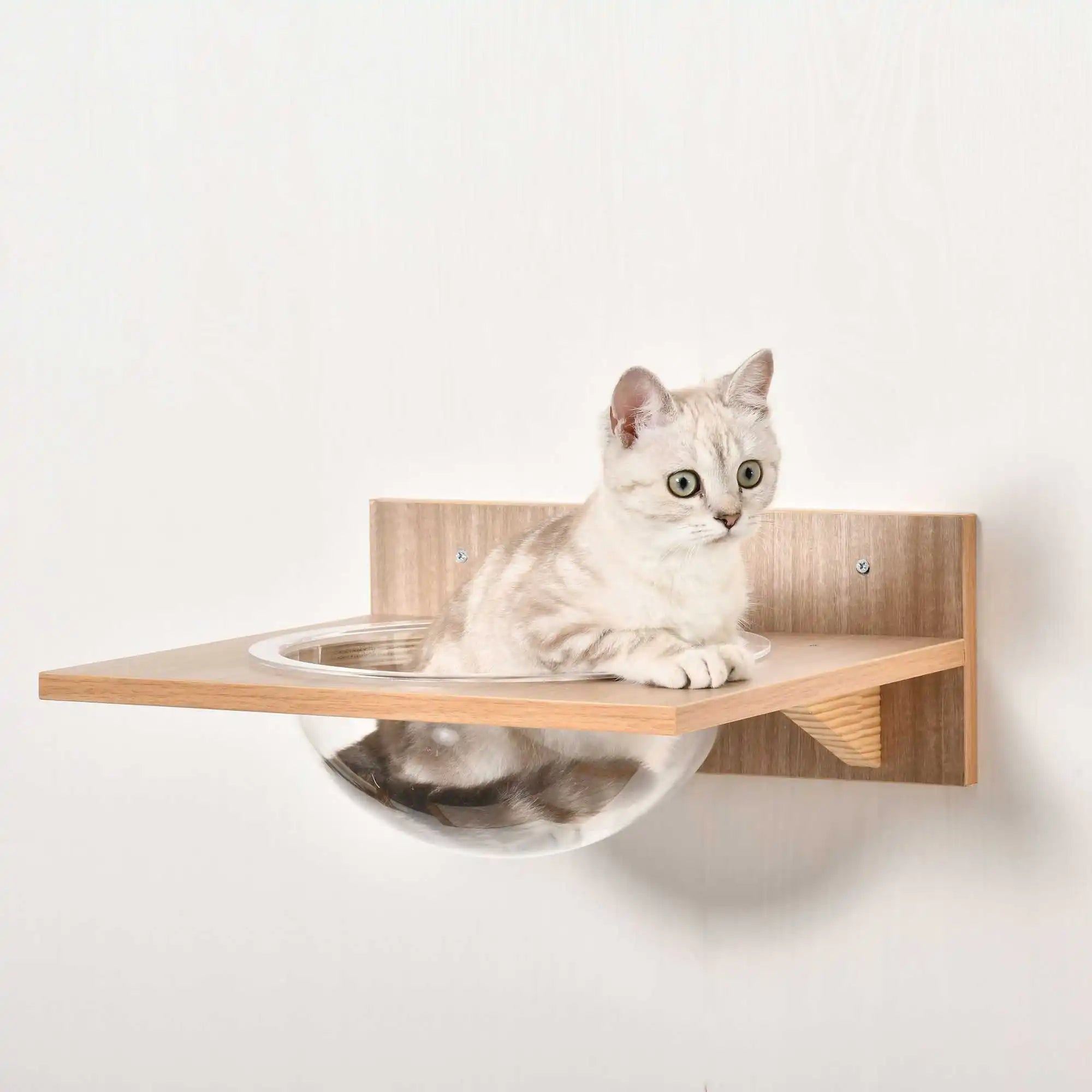 Stijlvolle houten kattenklimset met sisal krabpaal en rustplek – Kattenhoek

