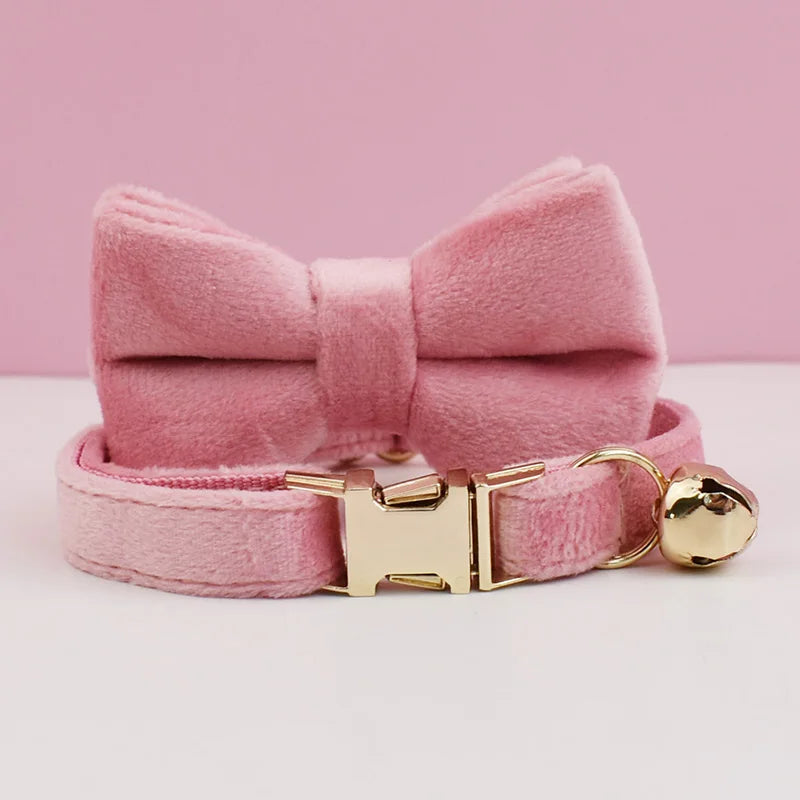 Fluwelen kattenhalsband in maat S of L, ideaal voor elke kat – Kattenhoek