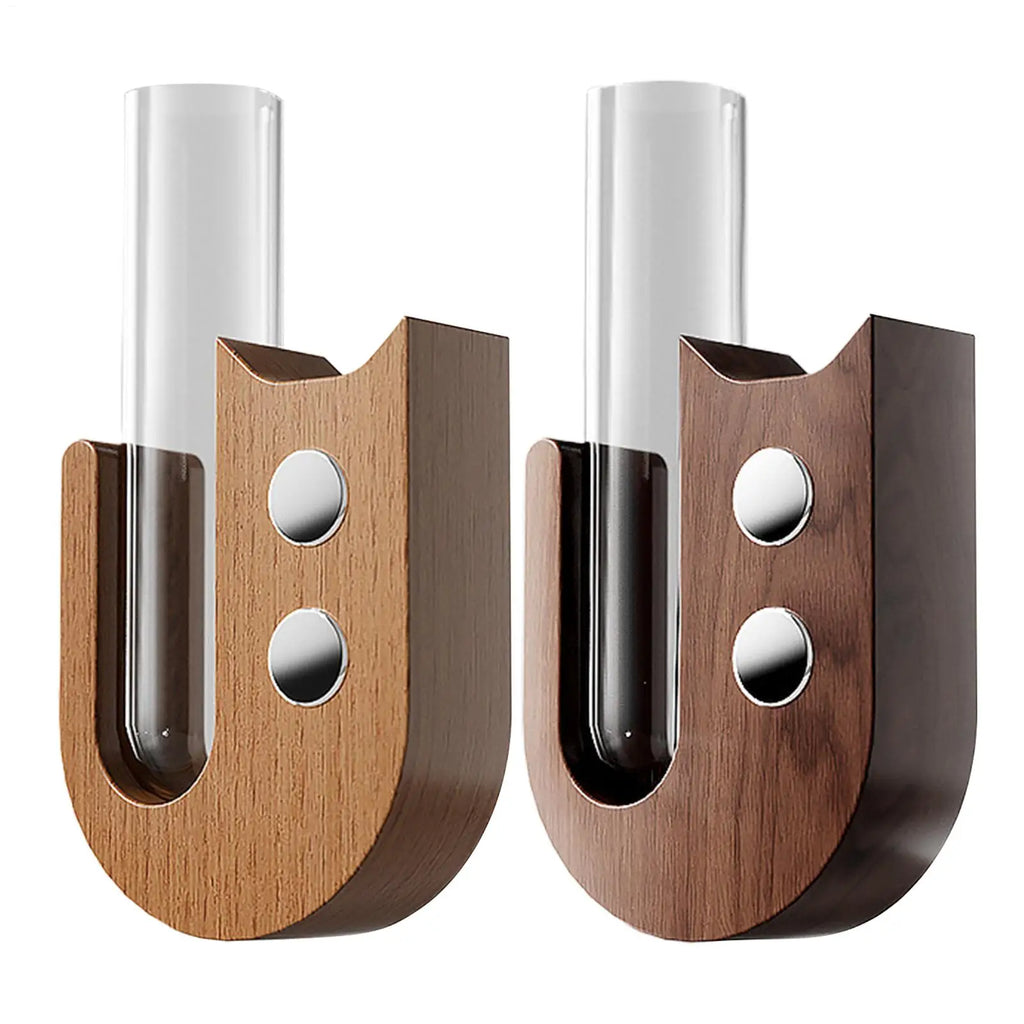 Herdenkvaasje voor kattenhaar – elegante houten voet en transparant glas

WHISKK